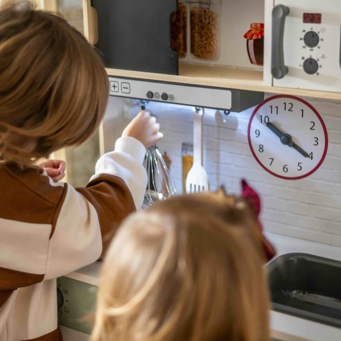 Holiday Gift Guide: The Best Gifts for Siblings to Share - Dollhaus