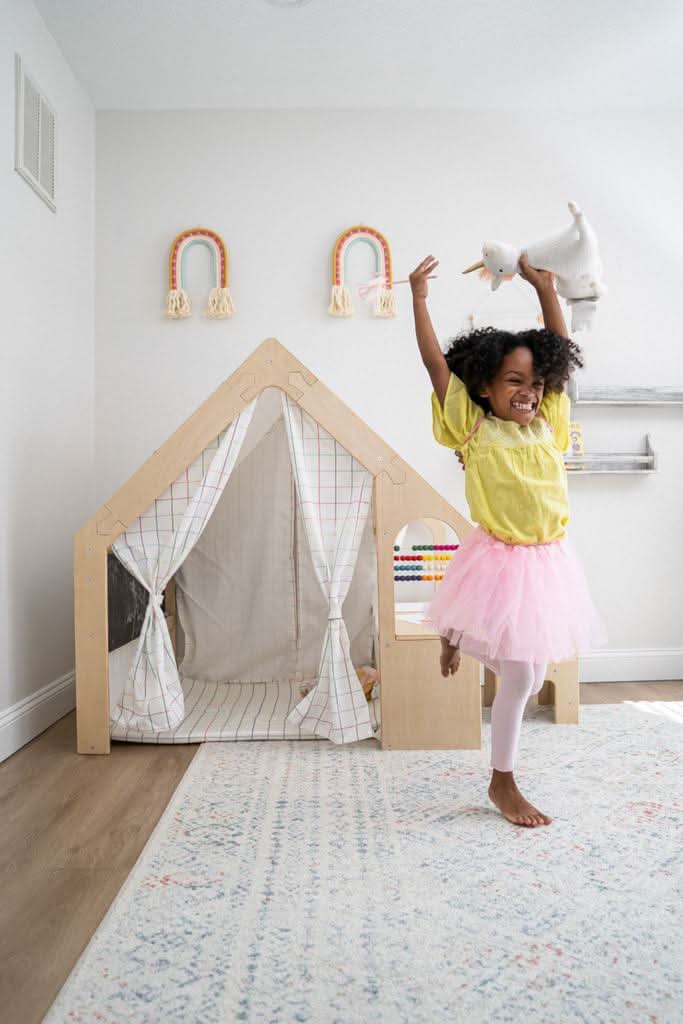 Avenlur Wood House Desk with Chair - Dollhaus