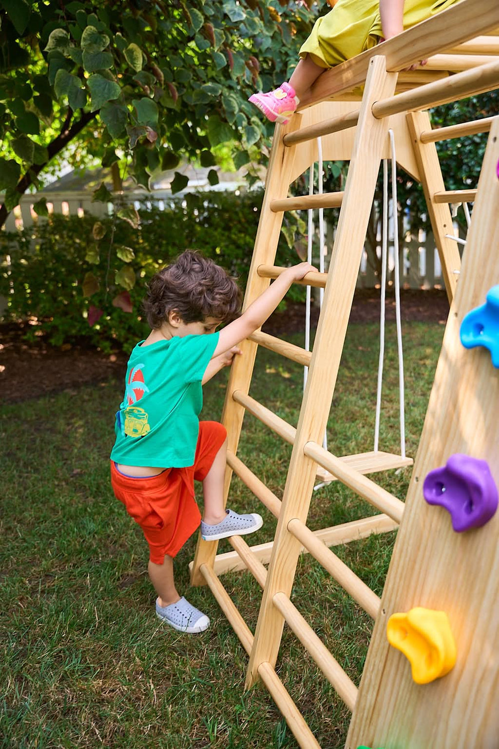 Avenlur Magnolia 7 - in - 1 Indoor Outdoor Climbing Gym - Dollhaus