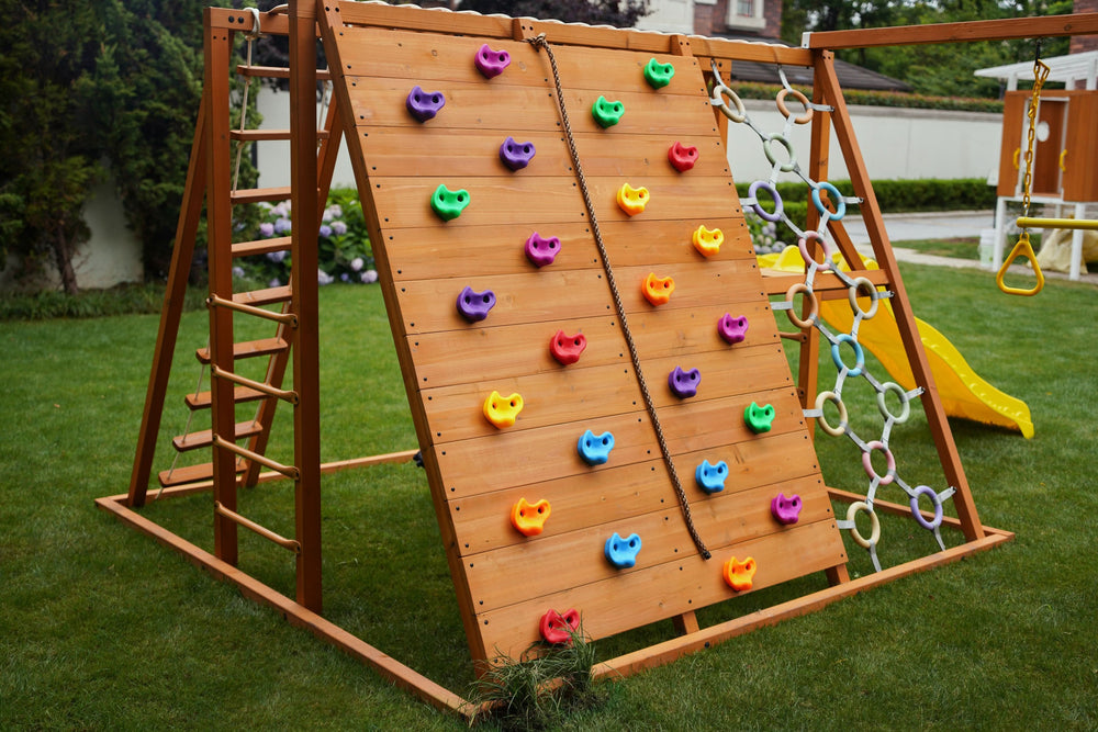 Avenlur Sycamore Backyard Climbing Set - Dollhaus