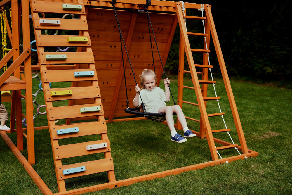 Avenlur Sycamore Backyard Climbing Set - Dollhaus