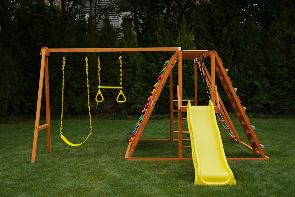 Avenlur Sycamore Backyard Climbing Set - Dollhaus