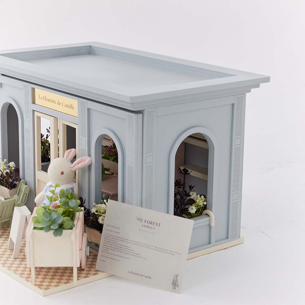 Little_Forest_Animals_Flower_Shop_Front_Side_View