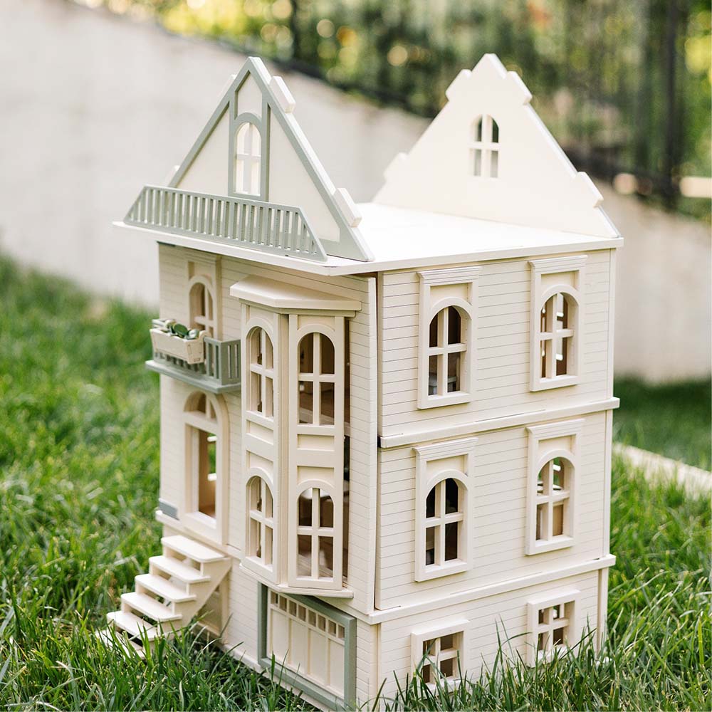 Little_Forest_Animals_House_Of_San_Francisco_Dollhouse_Roof_Top_Off