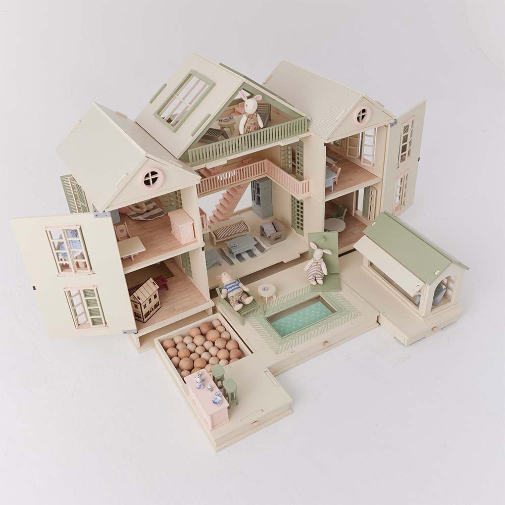Little_Forest_Animals_House_of_Palm_Beach_Dollhouse_Top_View