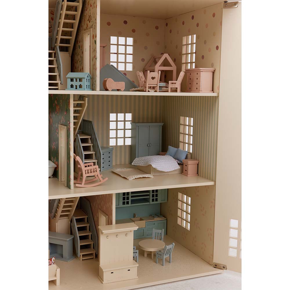 Little_Forest_Animals_London_House_Dollhouse_Furniture