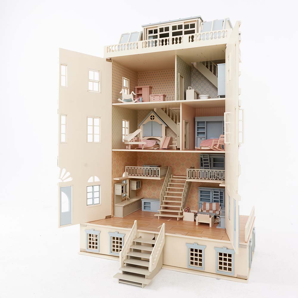 Little_Forest_Animals_NYC_Dollhouse_Open_Side_View