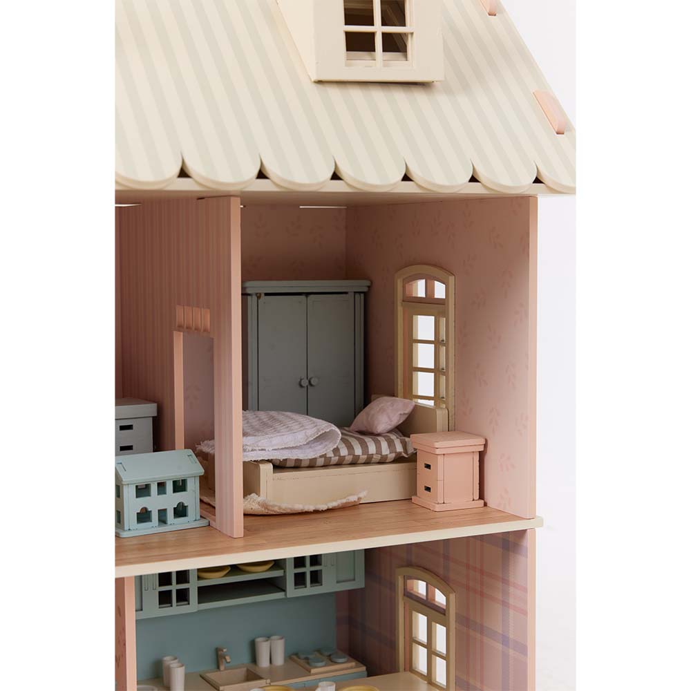 Little_Forest_Animals_Nice_Dollhouse_Bedroom