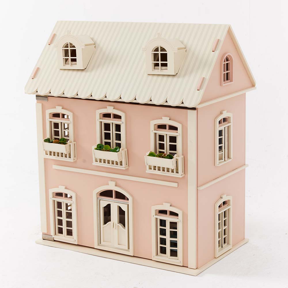 Little_Forest_Animals_Nice_Dollhouse_Close_Up