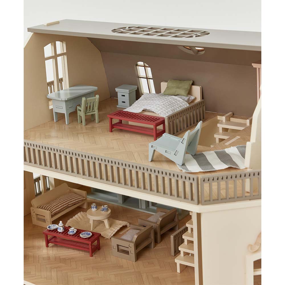 Little_Forest_Animals_Paris_Dollhouse_Top_Bedroom