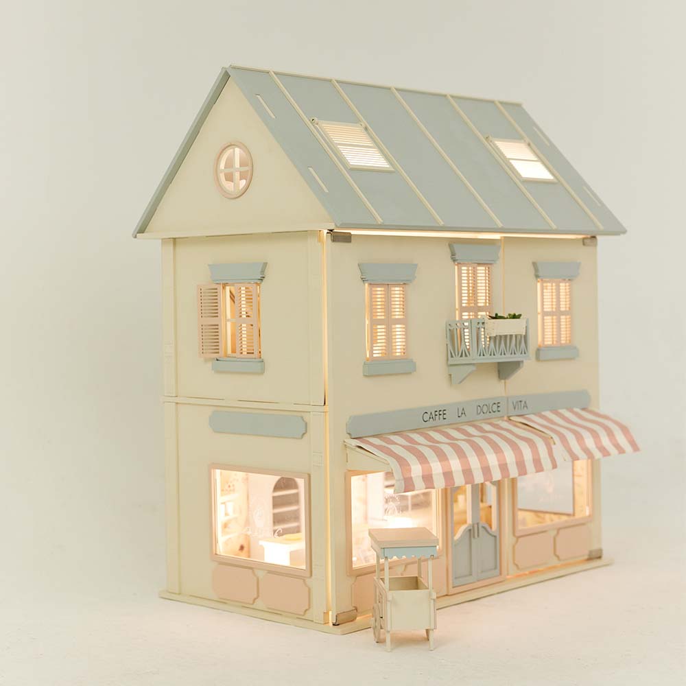 Little_Forest_Animals_Rome_Dollhouse_Side_Angle_with_Cart_and_Awning