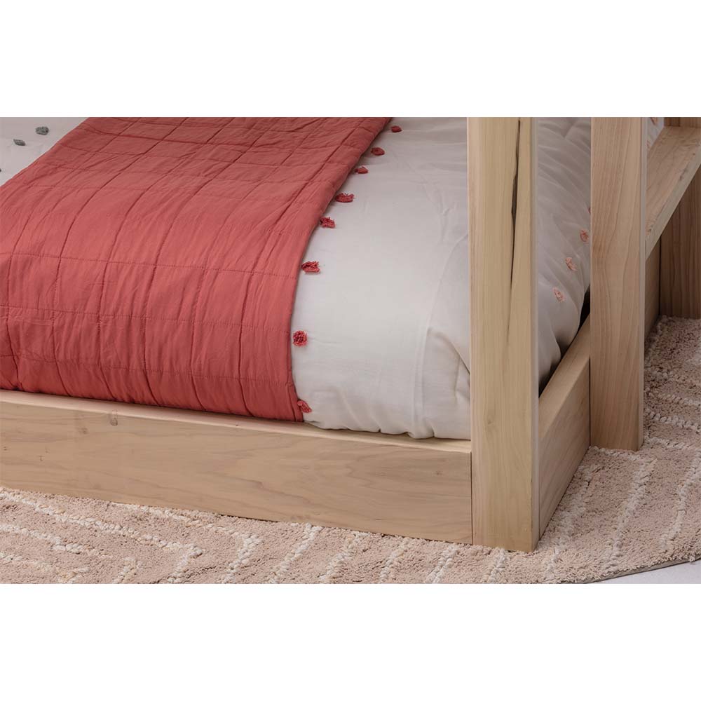 Purveyor_15_Blue_Ridge_Bunk_Bottom_Corner_Close_Up