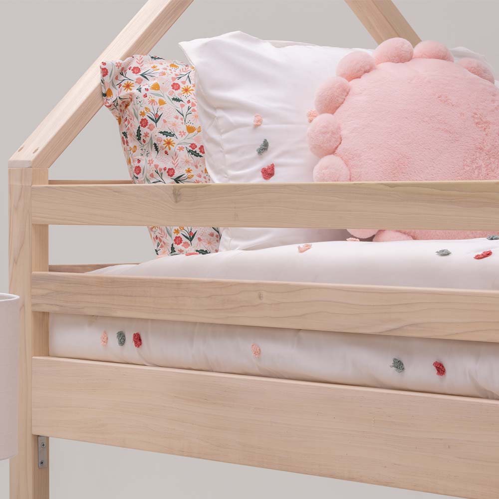 Purveyor_15_Blue_Ridge_Bunk_Top_Bunk_Close_Up