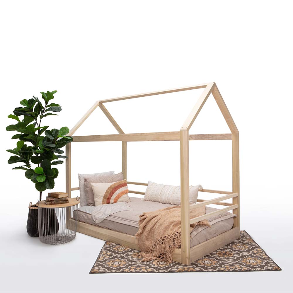 Purveyor_15_Sierra_House_Bed_with_Bedding_Side_View
