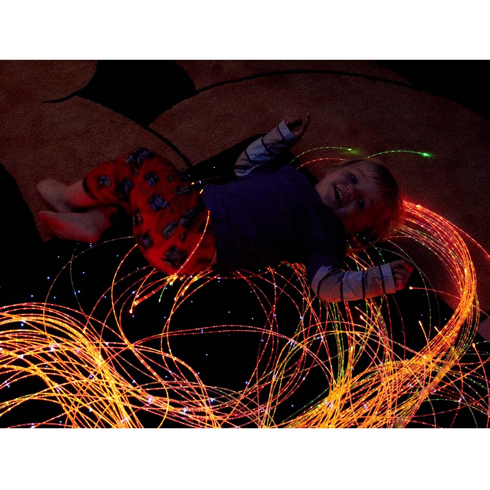 Universal-Fiber-Optic-Lighting-with-Child-Multicolor